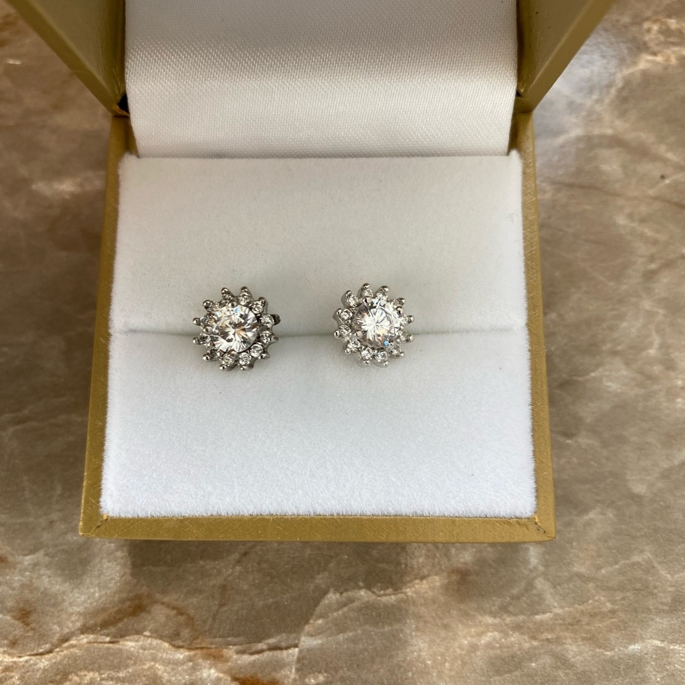 Cubic zirconia post earrings
